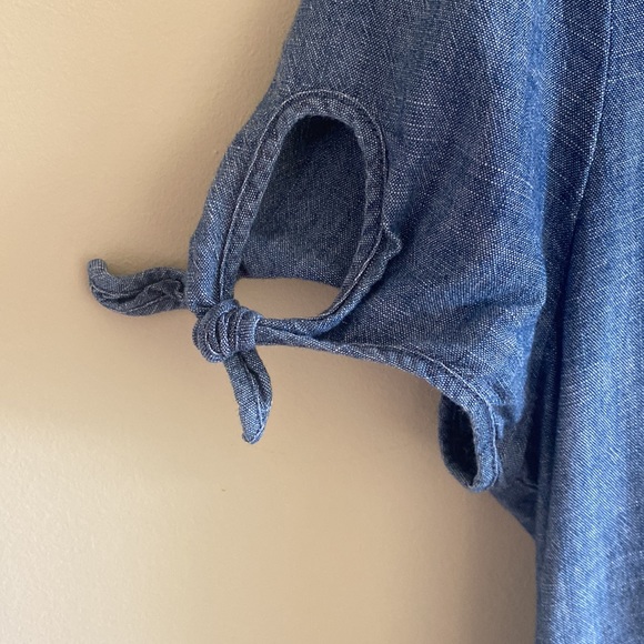 J Crew Chambray cute ruffle tie sleeved dress 👗 ☀️ - Picture 2 of 5